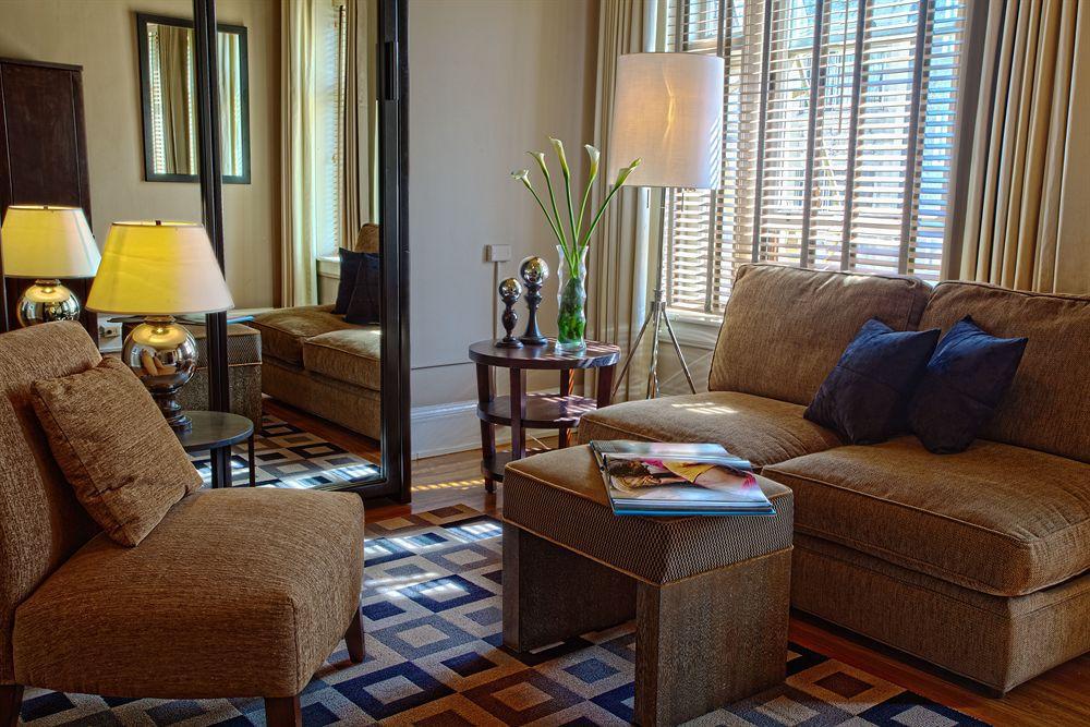 The Steinhart - A Personality Apartment *