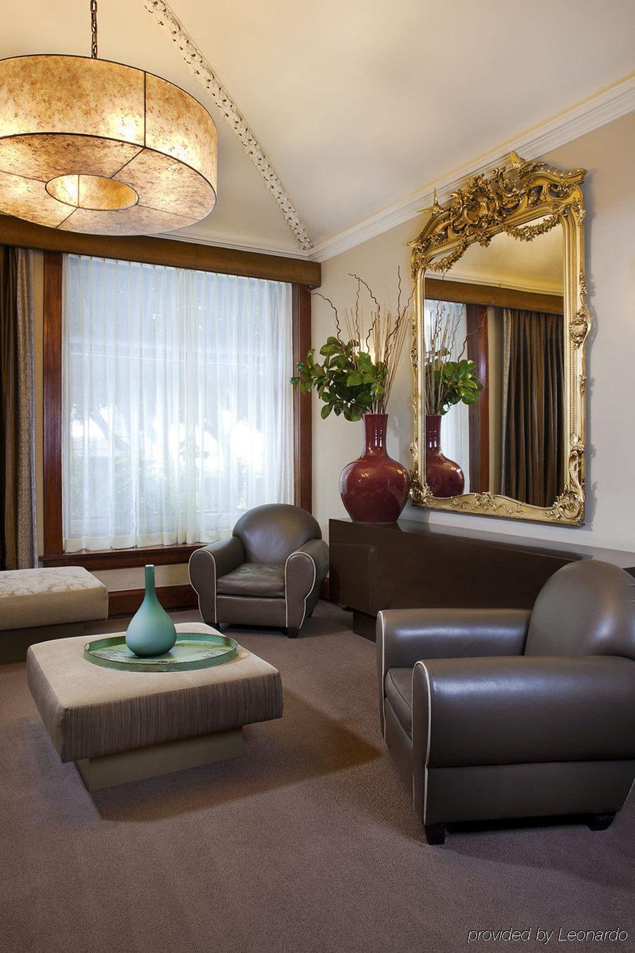 The Steinhart - A Personality Apartment San Francisco