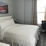 Blue Hotel