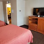 Royal Pacific Motor Inn