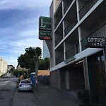 Lombard Inn
