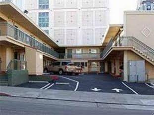 Alexis Park Motel 2*