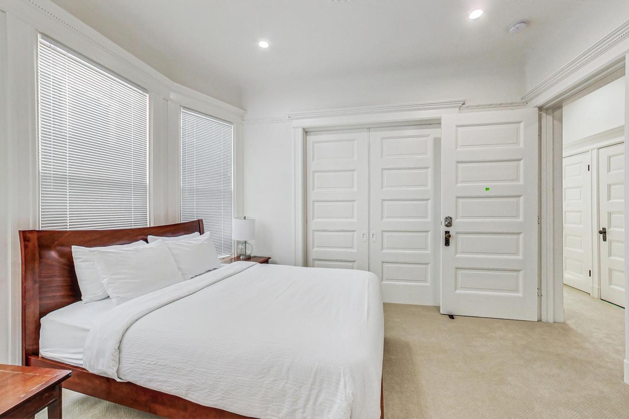 In The Heart Of Haight Ashbury 5 Bedroom House Holiday home