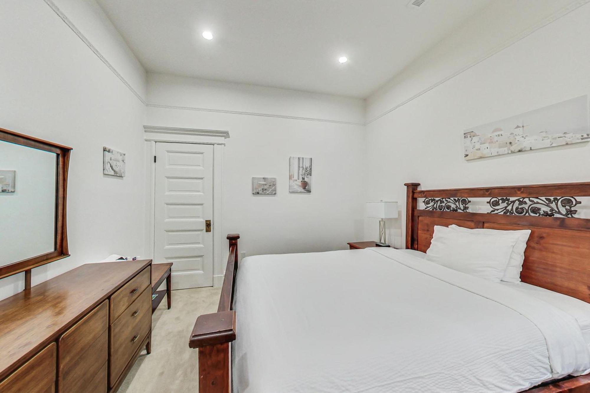 In The Heart Of Haight Ashbury 5 Bedroom House San Francisco