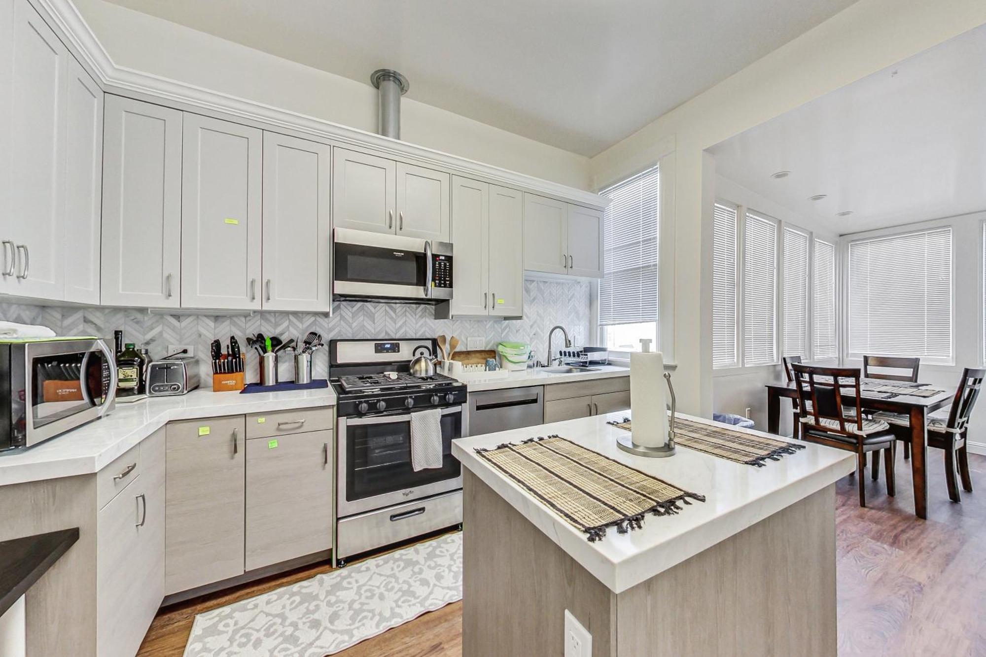 Holiday home In The Heart Of Haight Ashbury 5 Bedroom House