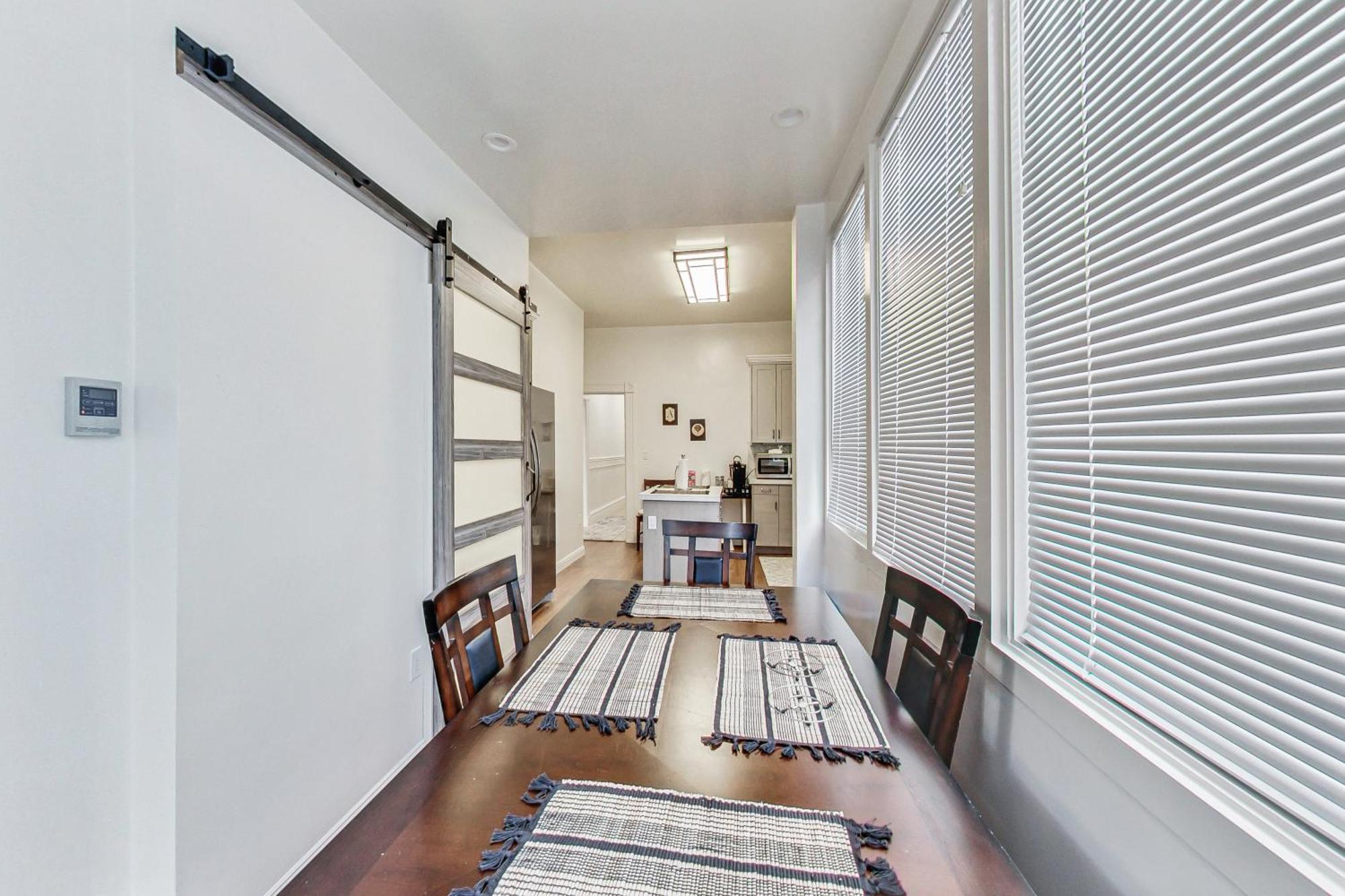 In The Heart Of Haight Ashbury 5 Bedroom House San Francisco