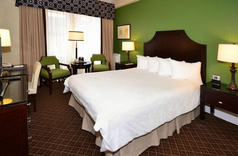 Hotel Chancellor On Union Square 3*