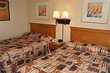 Economy Hotel *