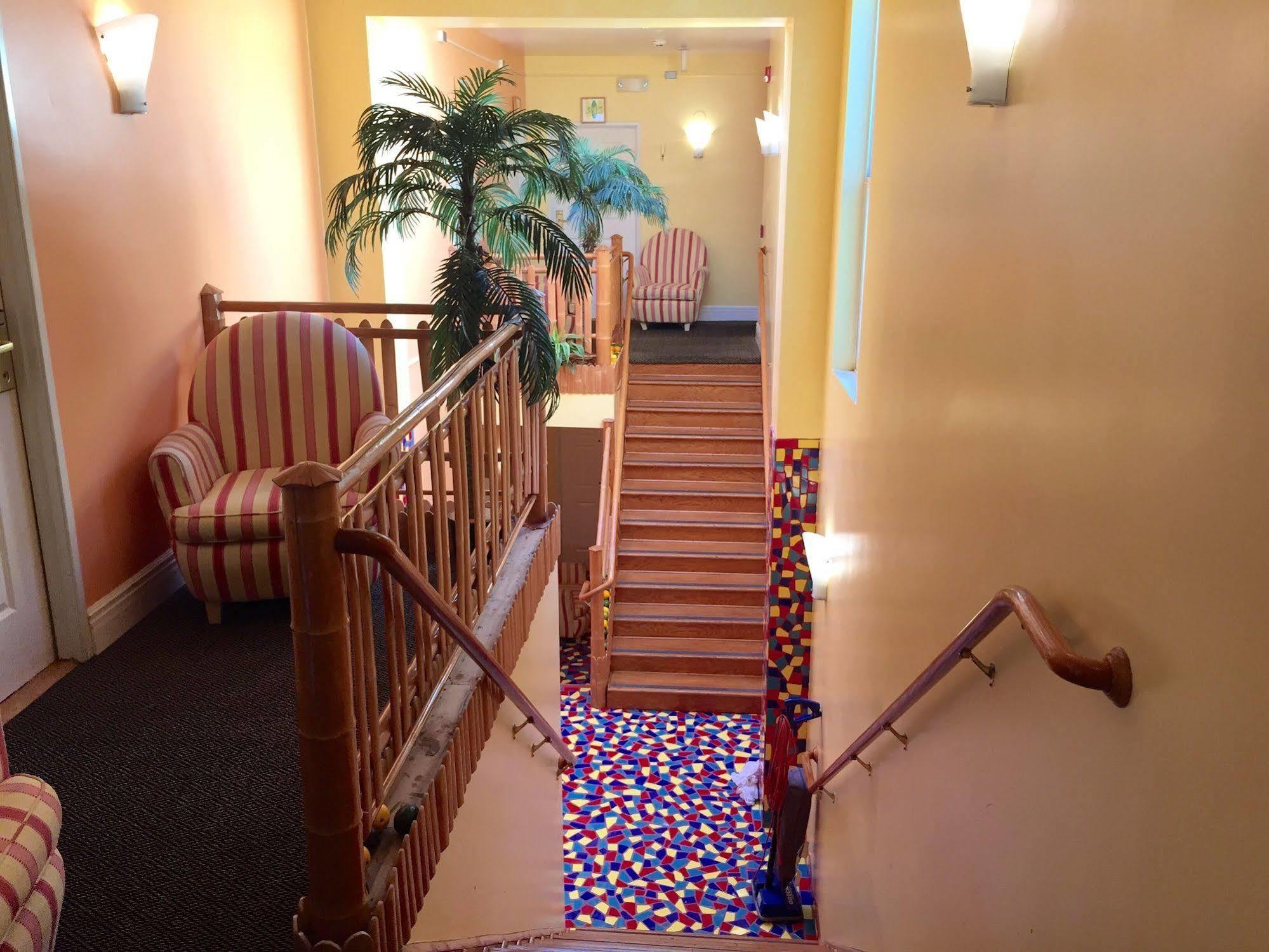 Hotel Tropica 2*