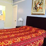 Aldrich Hotel