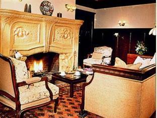Jackson Court Bed & Breakfast