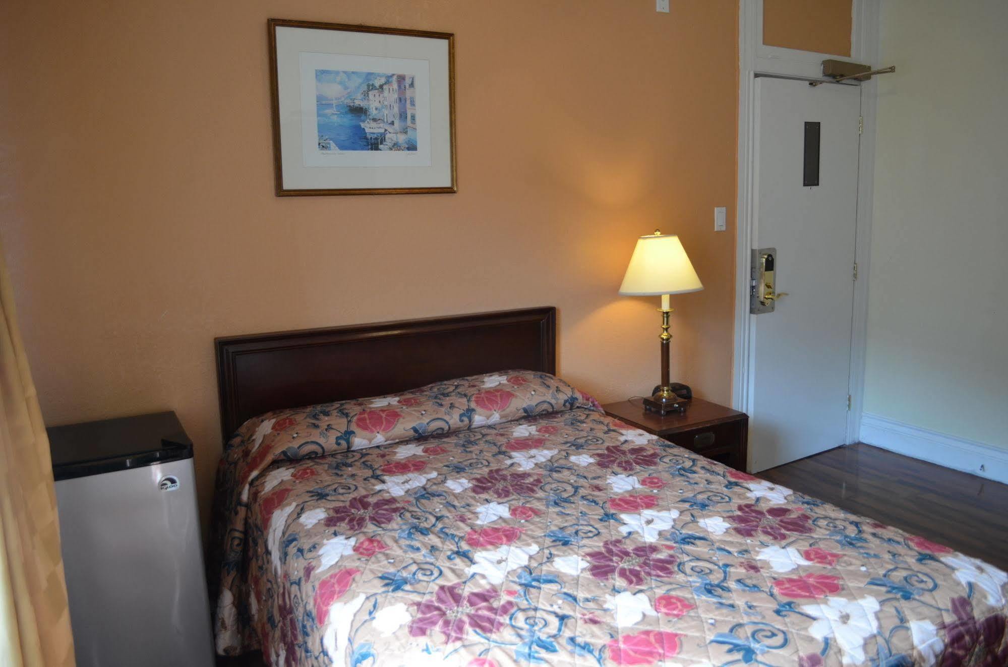 Post Hotel 2*