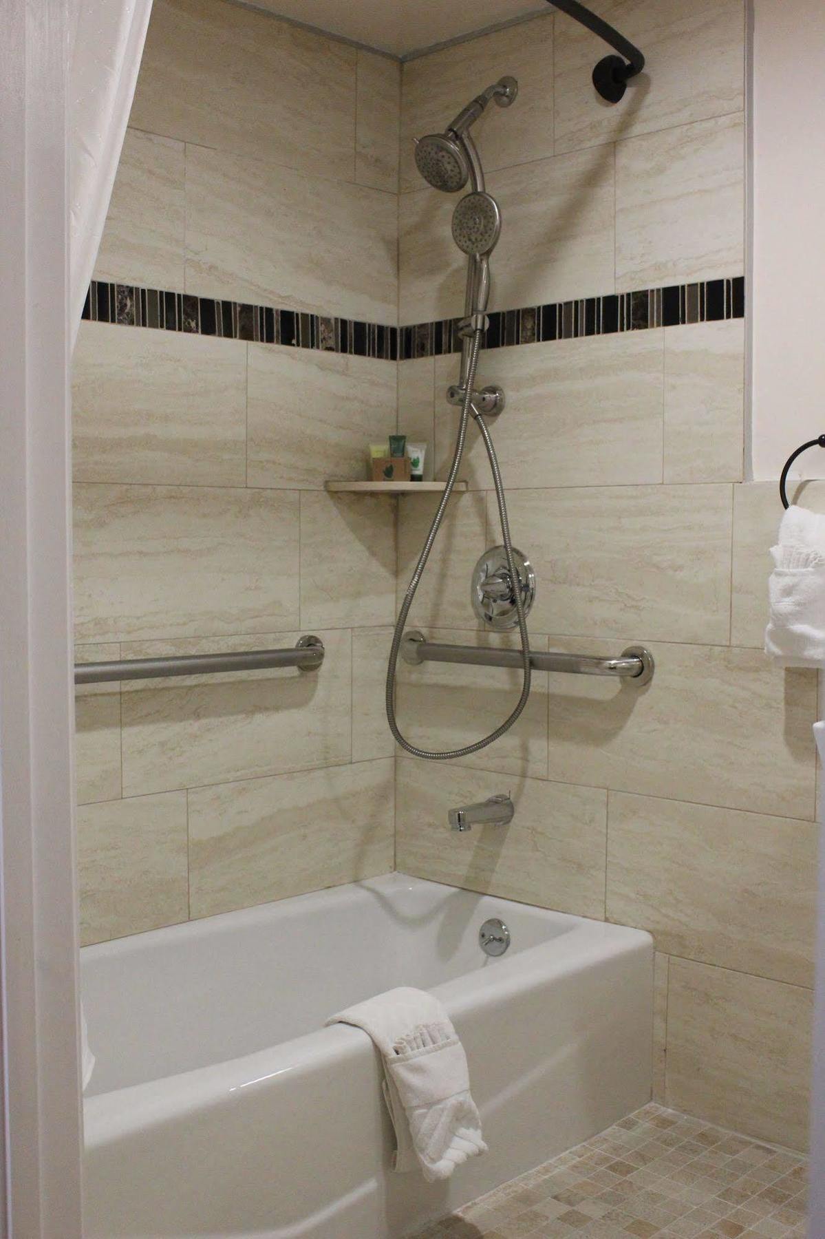 Lombard Plaza Motel