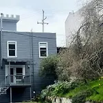 2Br Castle On The Hill Wviews