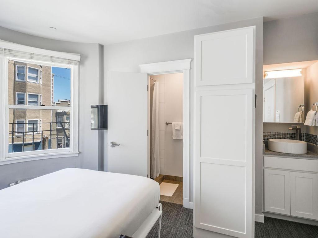 The Dorel Sf San Francisco