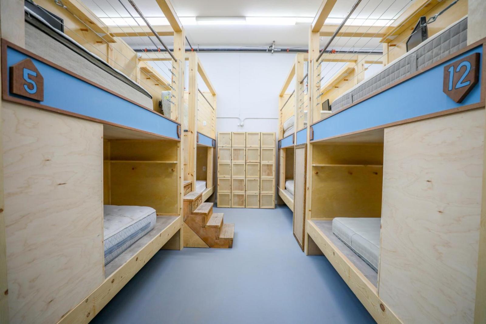 Hostel Podshare Marina